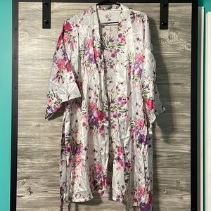 White Floral Silk Like Robe